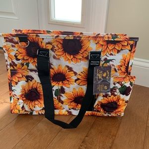 Ngil Sunflower medium tote NWT